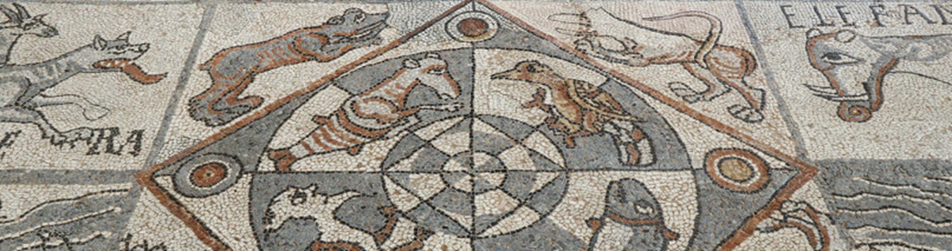 Mosaïques dans la cathédrale d’Aoste