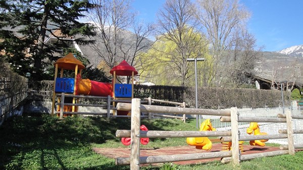 Spielplatz für Kinder Lemeryaz