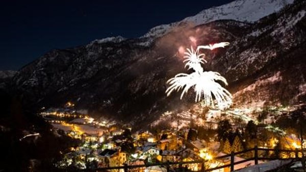 Flambeaux et feux d'artifice