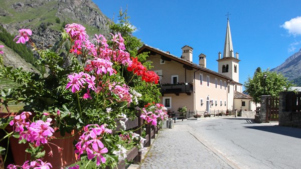 Weekly market in Bruil - Sunday