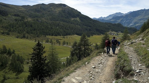 Von Crétaz nach Cheneil