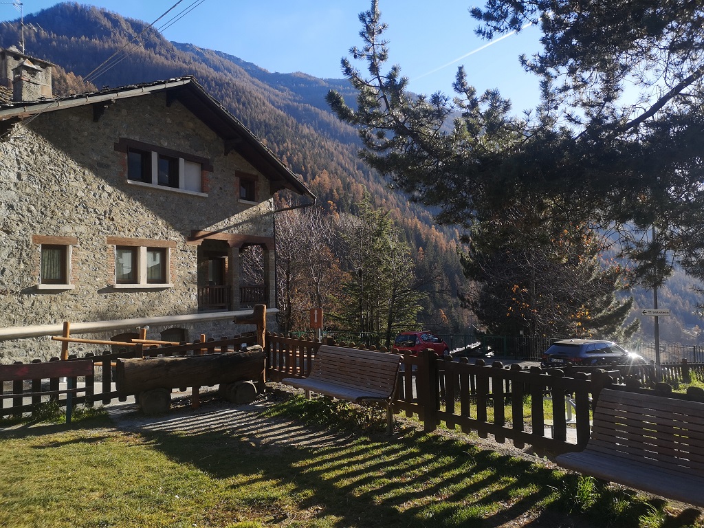 Bibliothèque à Villa Marazzi