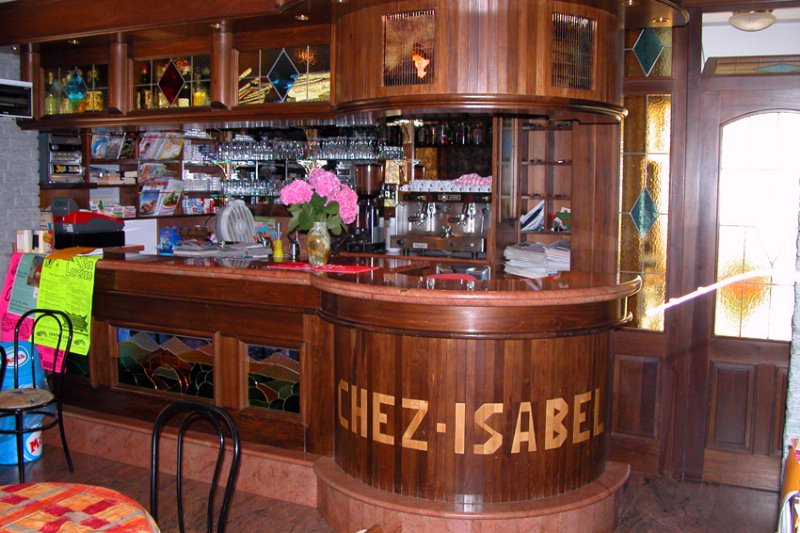 Il bar dell'albergo Isabel