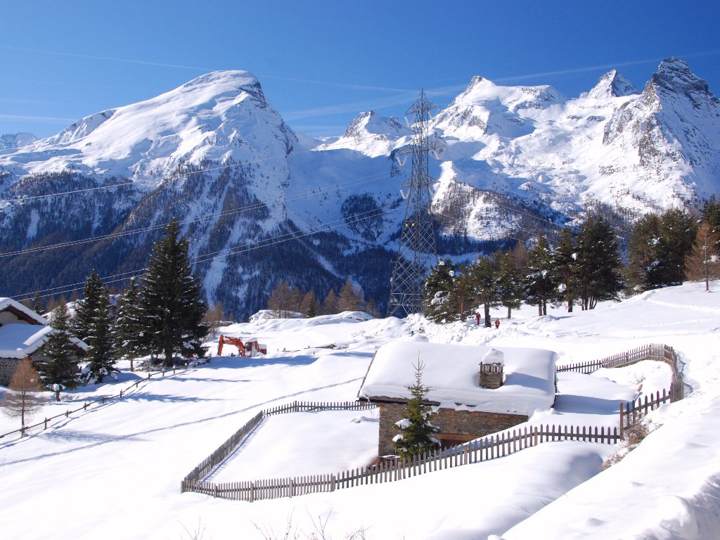 Sguardo verso la Grivola - Cogne