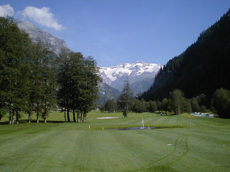 Golf course and Monte Rosa