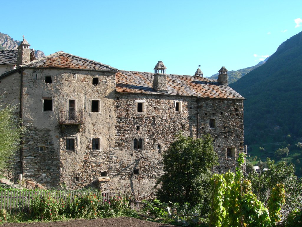 Perloz - Château Charles