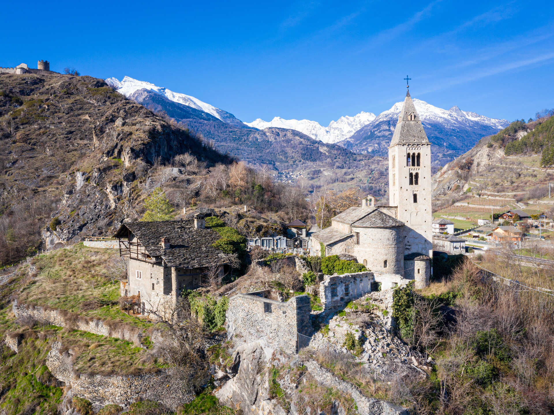 La chiesa dall'alto