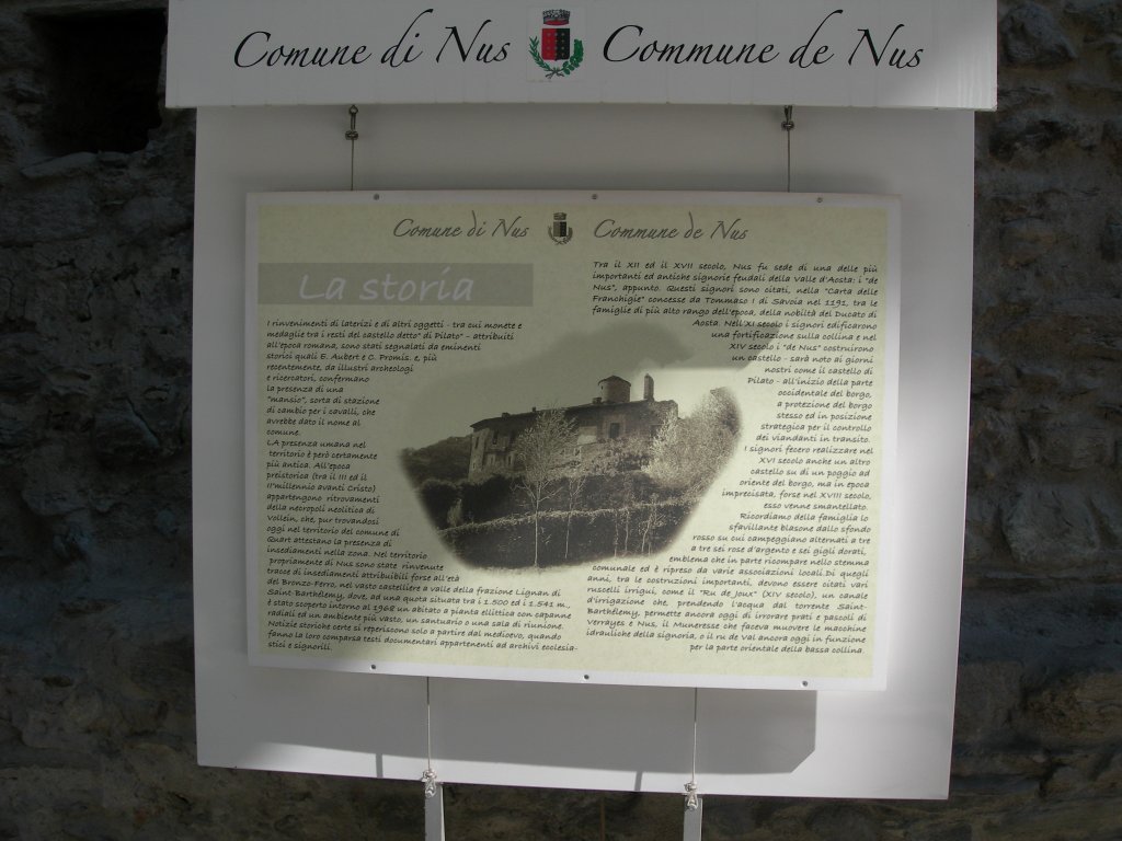 Explanatory board in the castle