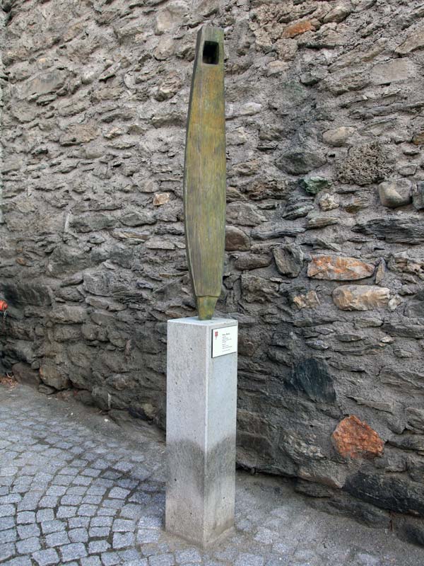 "Stele III", Yves Dana