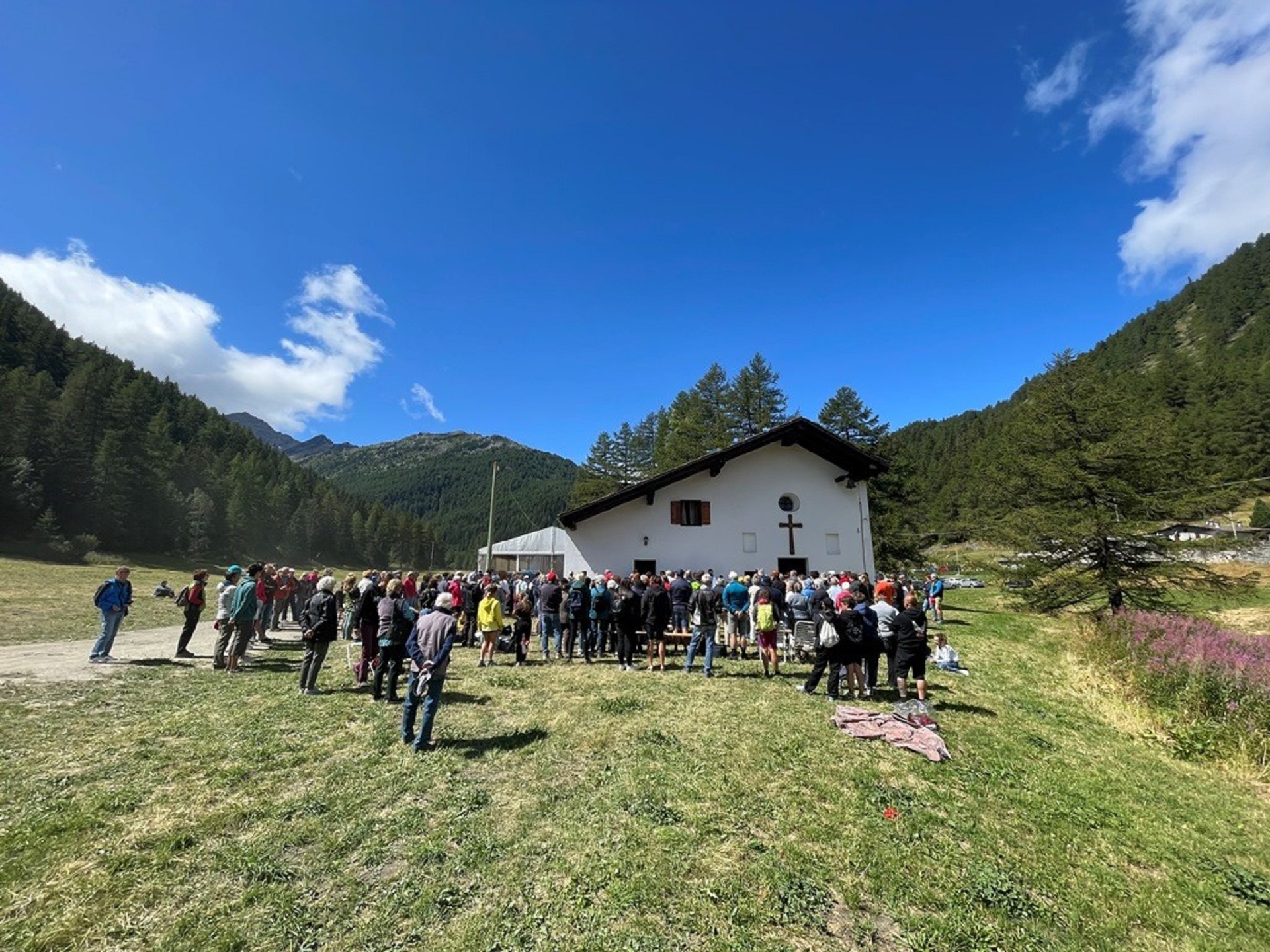 Arpy chapel
