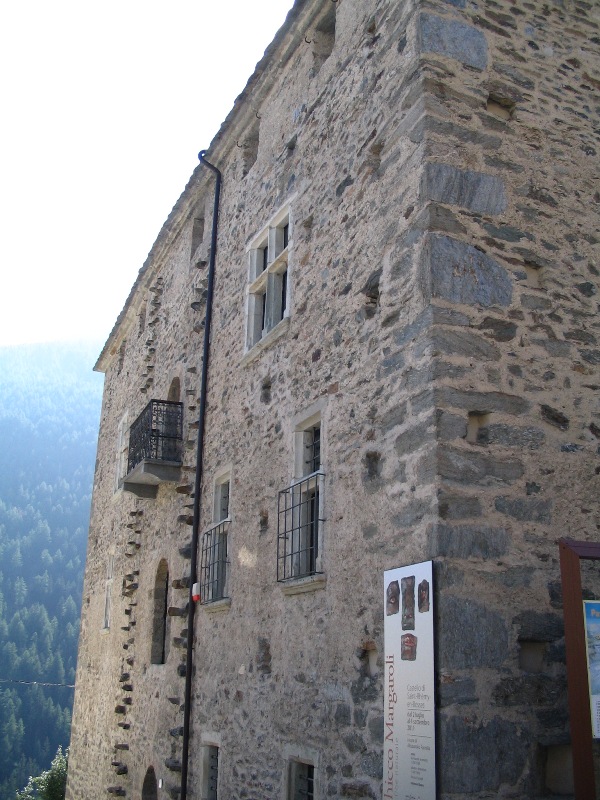 Mittelalterliche Burg der Bosses