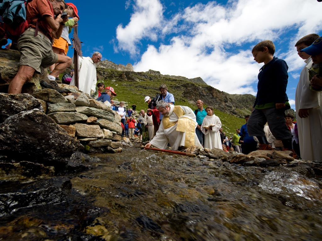 Festa Madonna delle Nevi al Santuario di Cuney