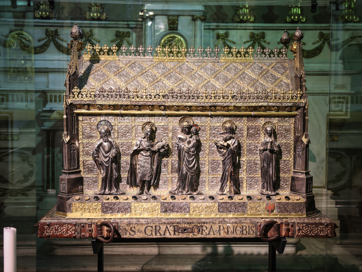 Relic chest of Saint Gratus