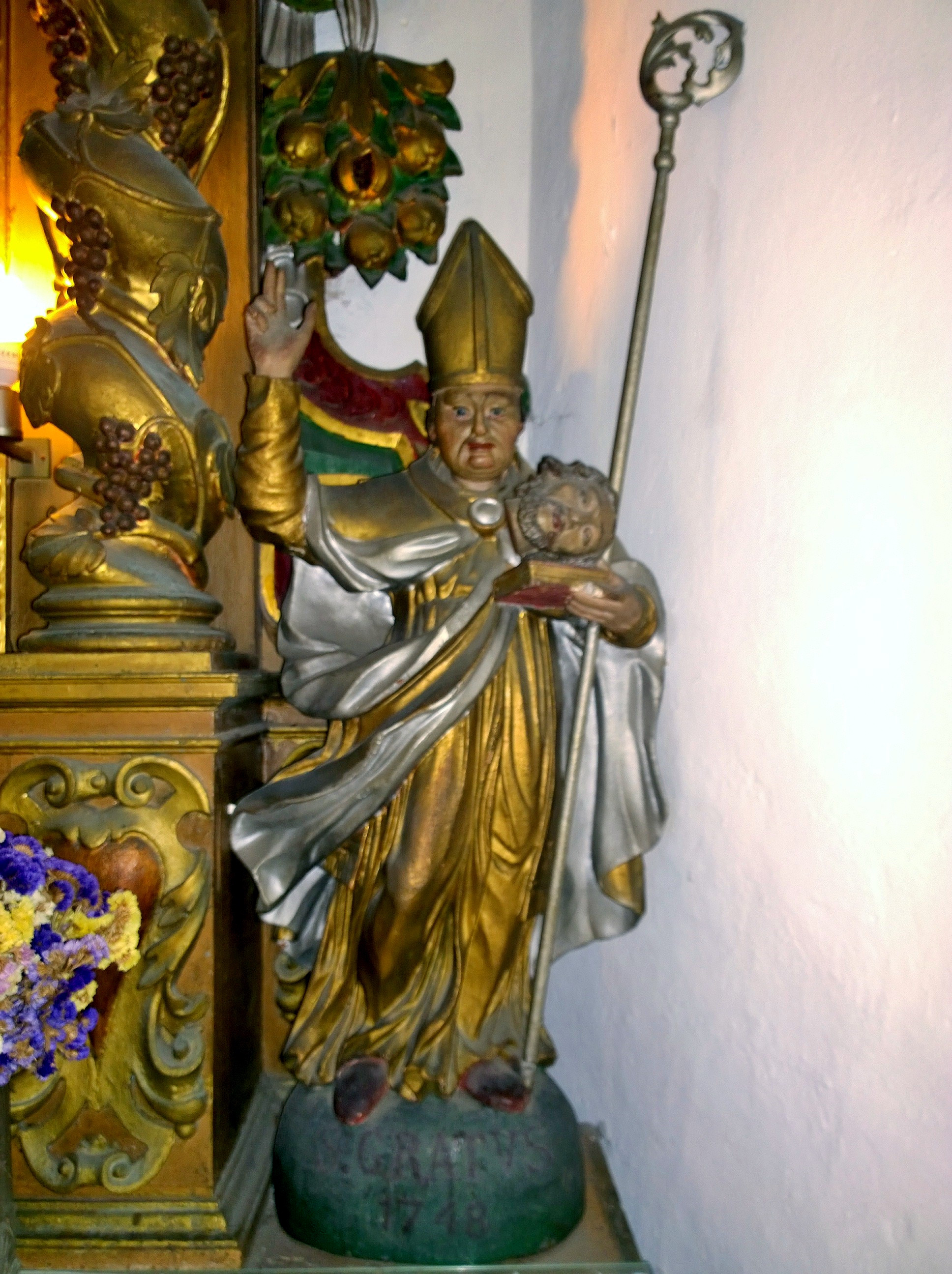 statue de Saint Grat