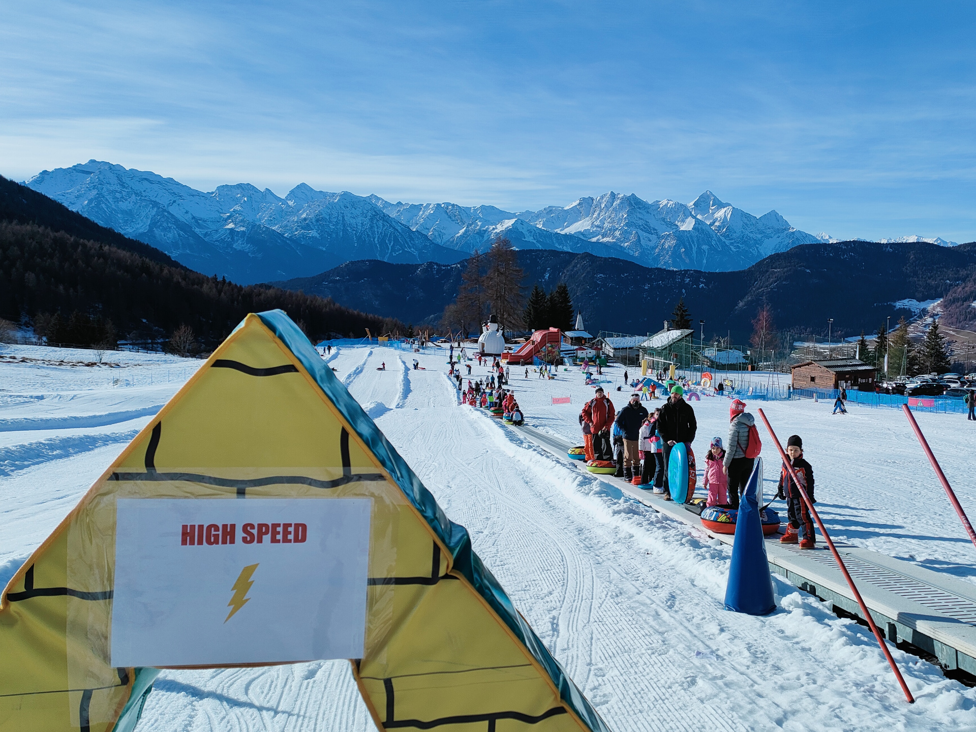 Parco giochi sulla neve
