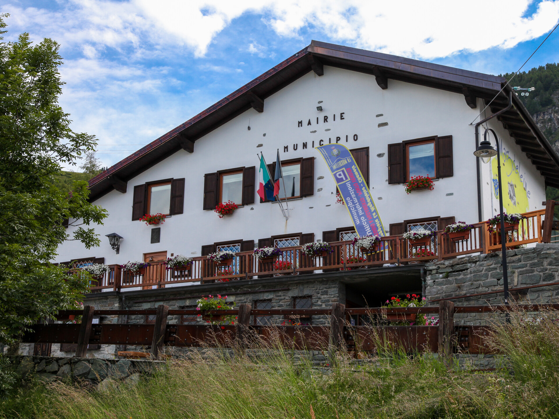 Townhall of La Magdeleine
