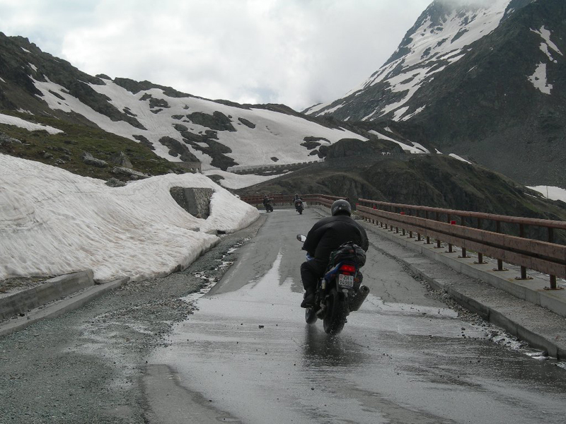 Arrivo al Colle del Gran San Bernardo