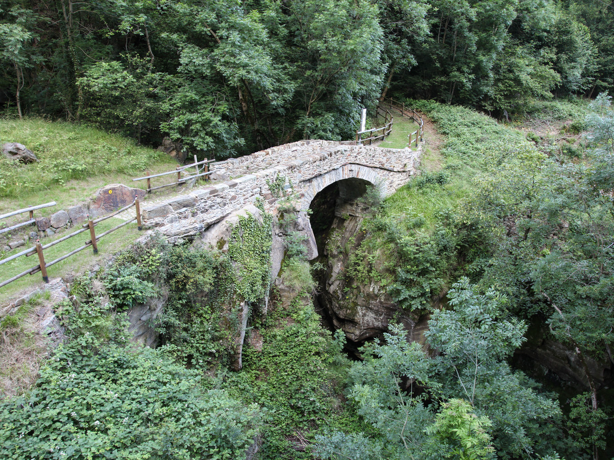 The bridge over the ravine