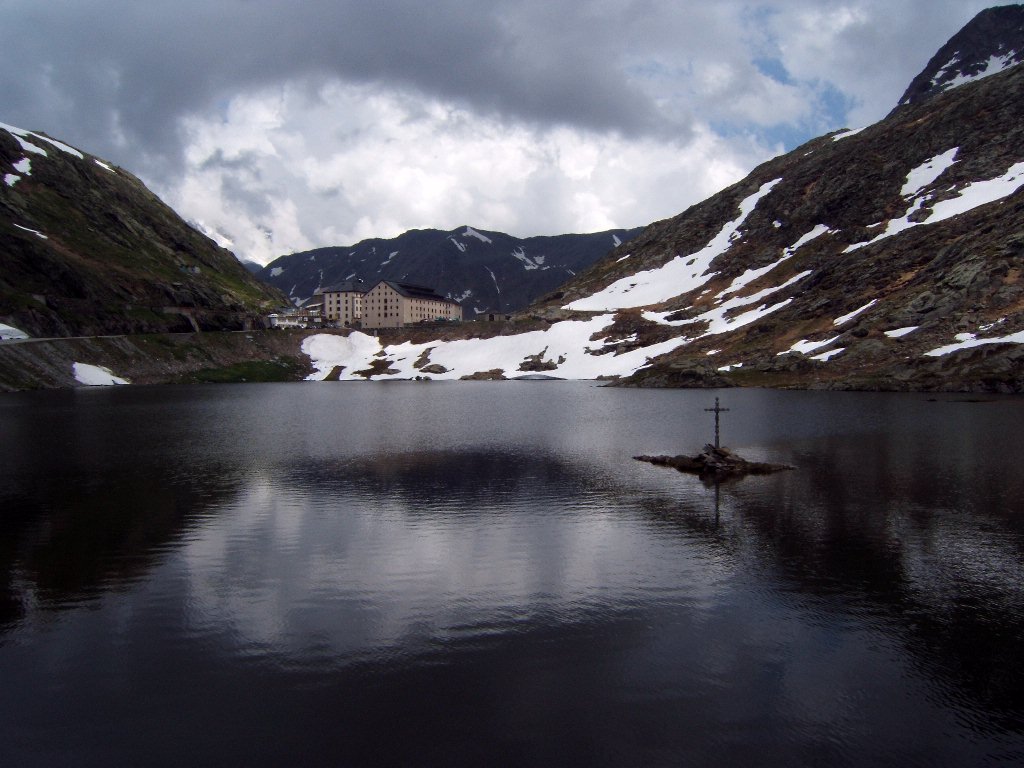 Lago e ospizio del Gran San Bernardo - Saint-Rhemy