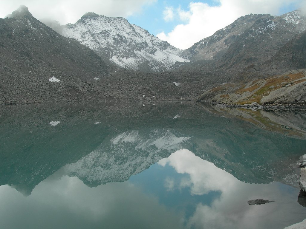 Mont Lussé dal Lago di Pietra Rossa - Morgex