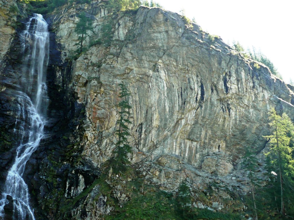 Parete Santuario Benedizione -Gressoney-La-Trinité