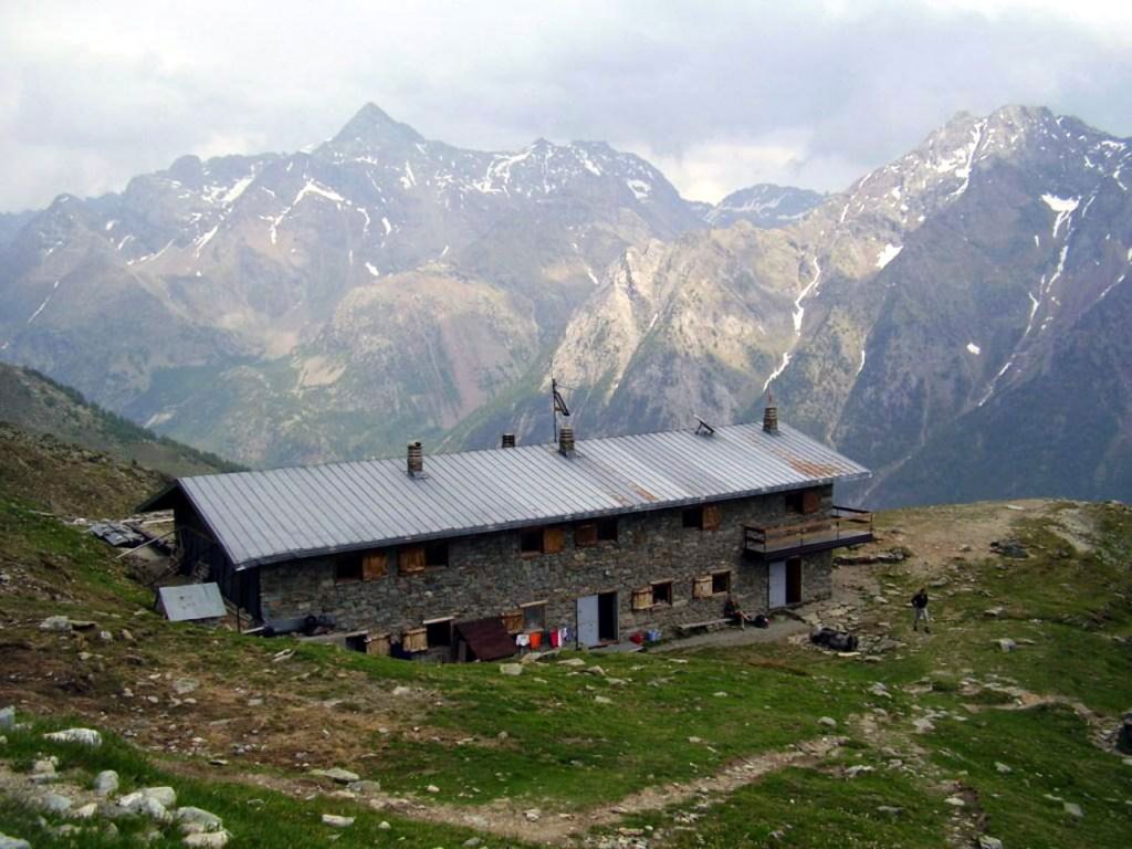 The Crête Sèche hut