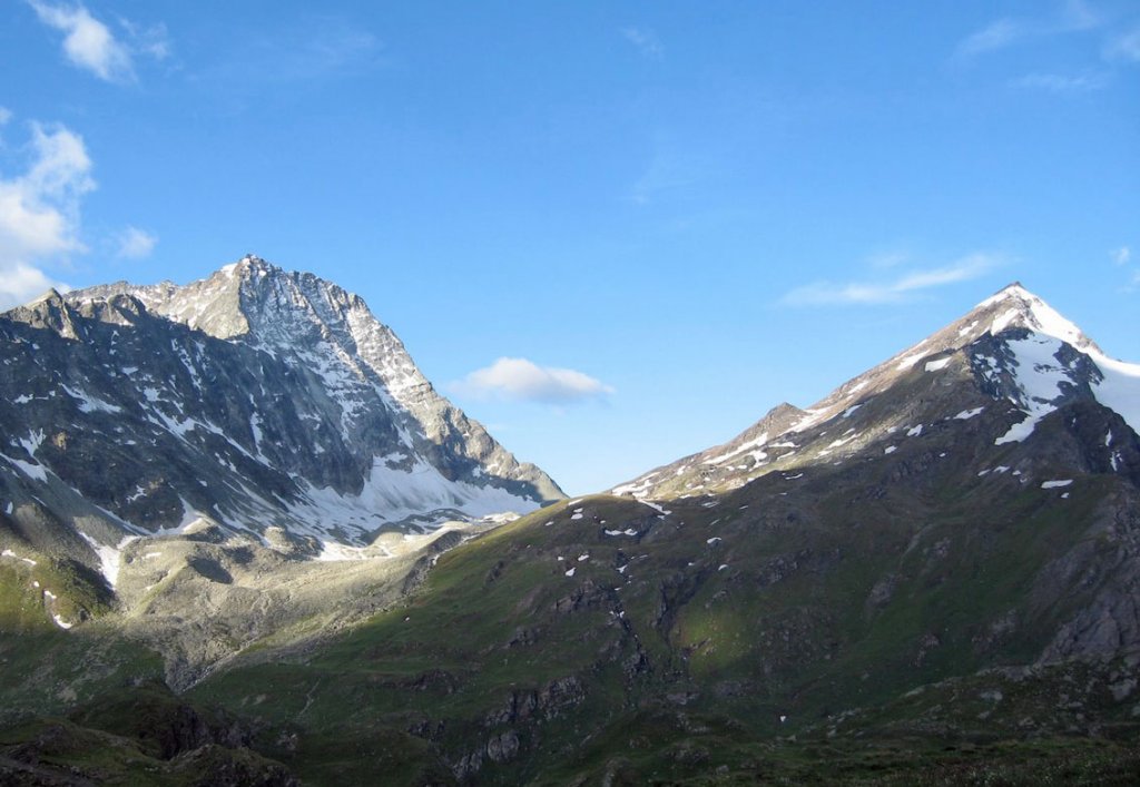 El Mont Gelé y el Mont Avril vistos desde el lado suizo