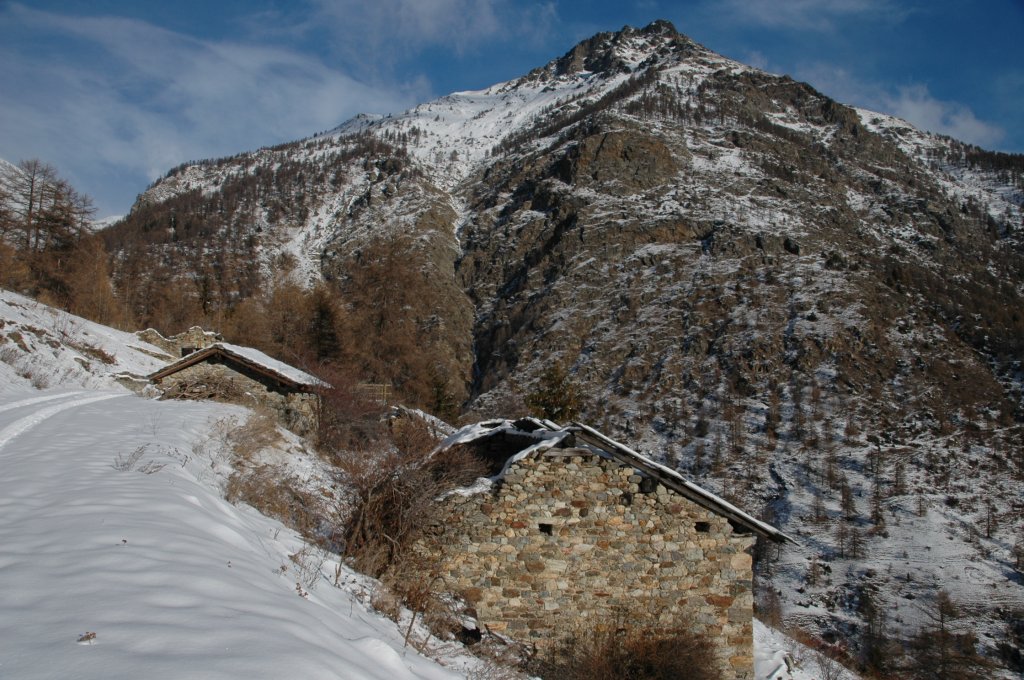 Veduta sulla Becca d'Aveille - Quart