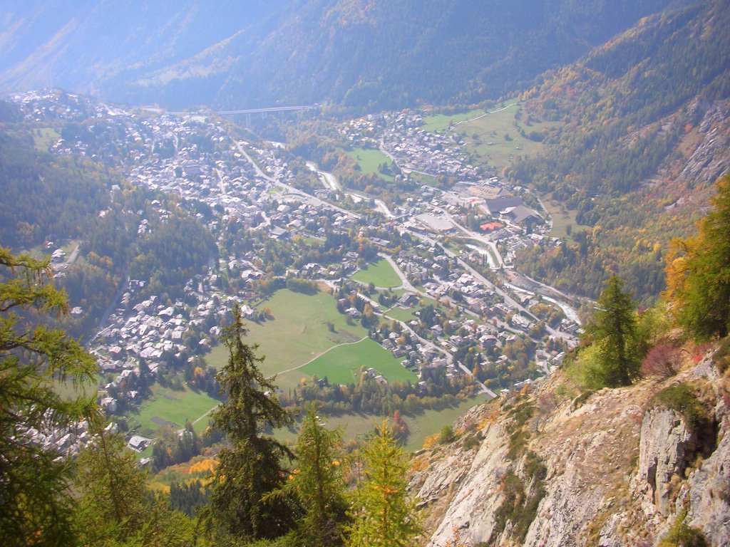 Courmayeur salendo al Rifugio Bertone