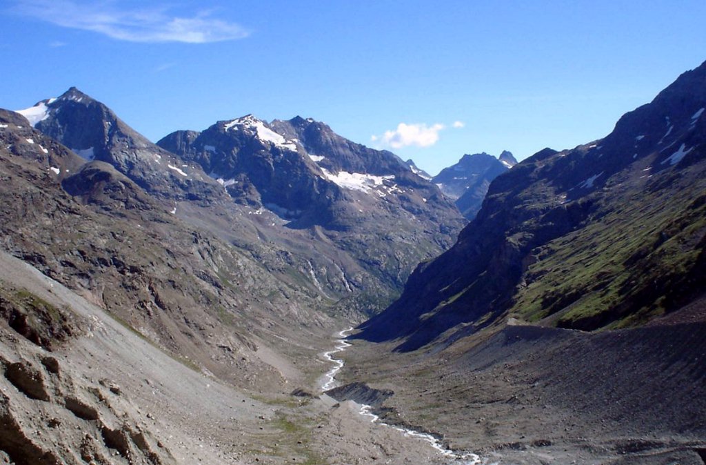 Vista verso valle dal Rifugio Aosta - Bionaz