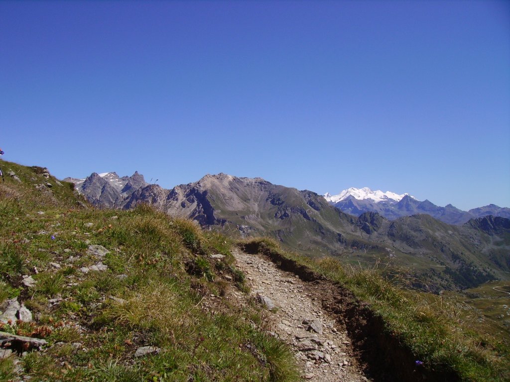 Al fondo, el Monte Rosa