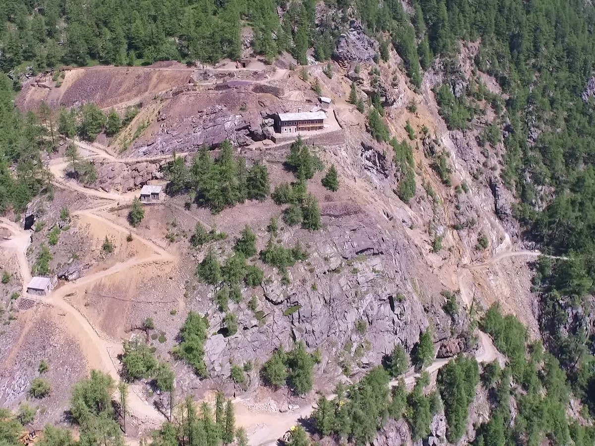 Vue aérienne de la mine