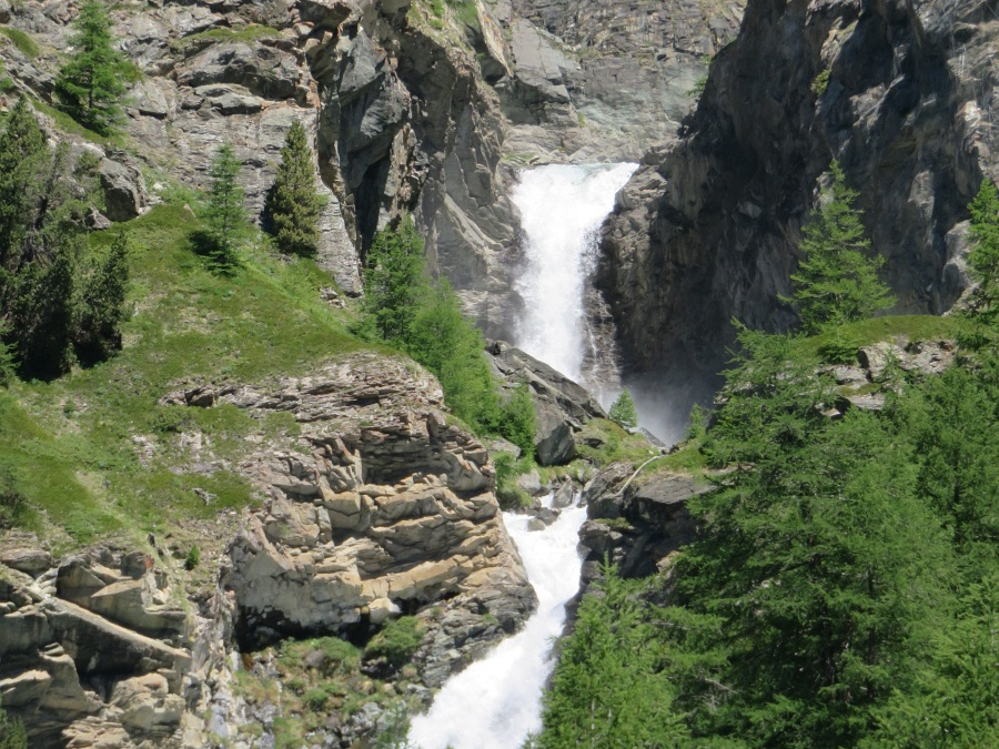 Pila waterfalls