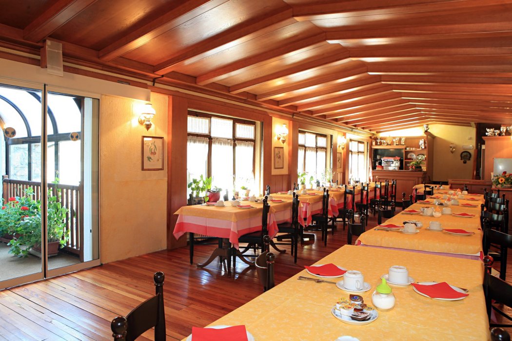 Albergo Le Marmotte Hotel - Breakfast room