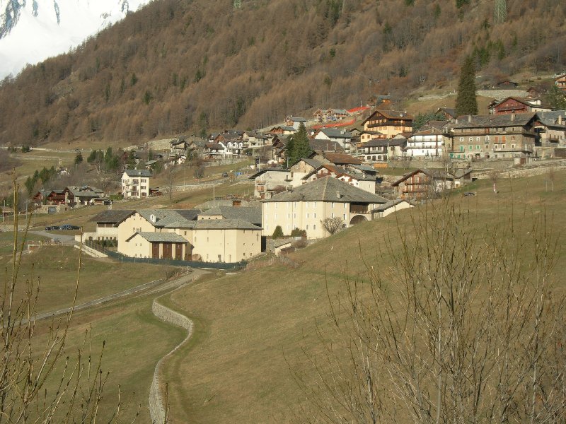 Außenaufnahme im Sommer