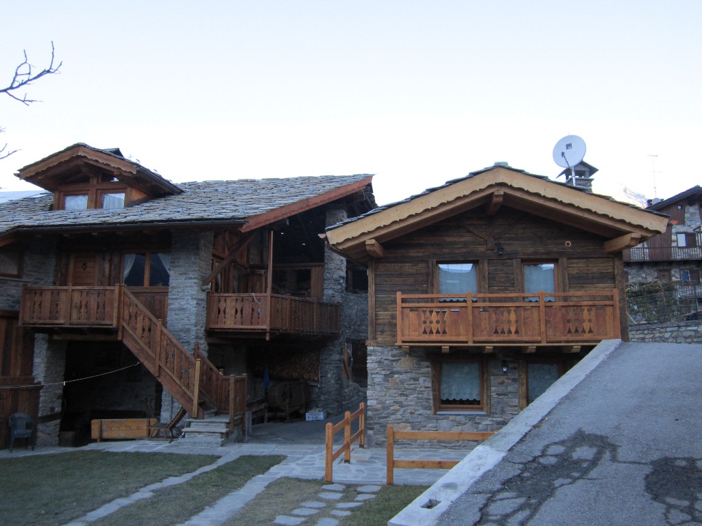 B&B La Remisa - Exterior en verano