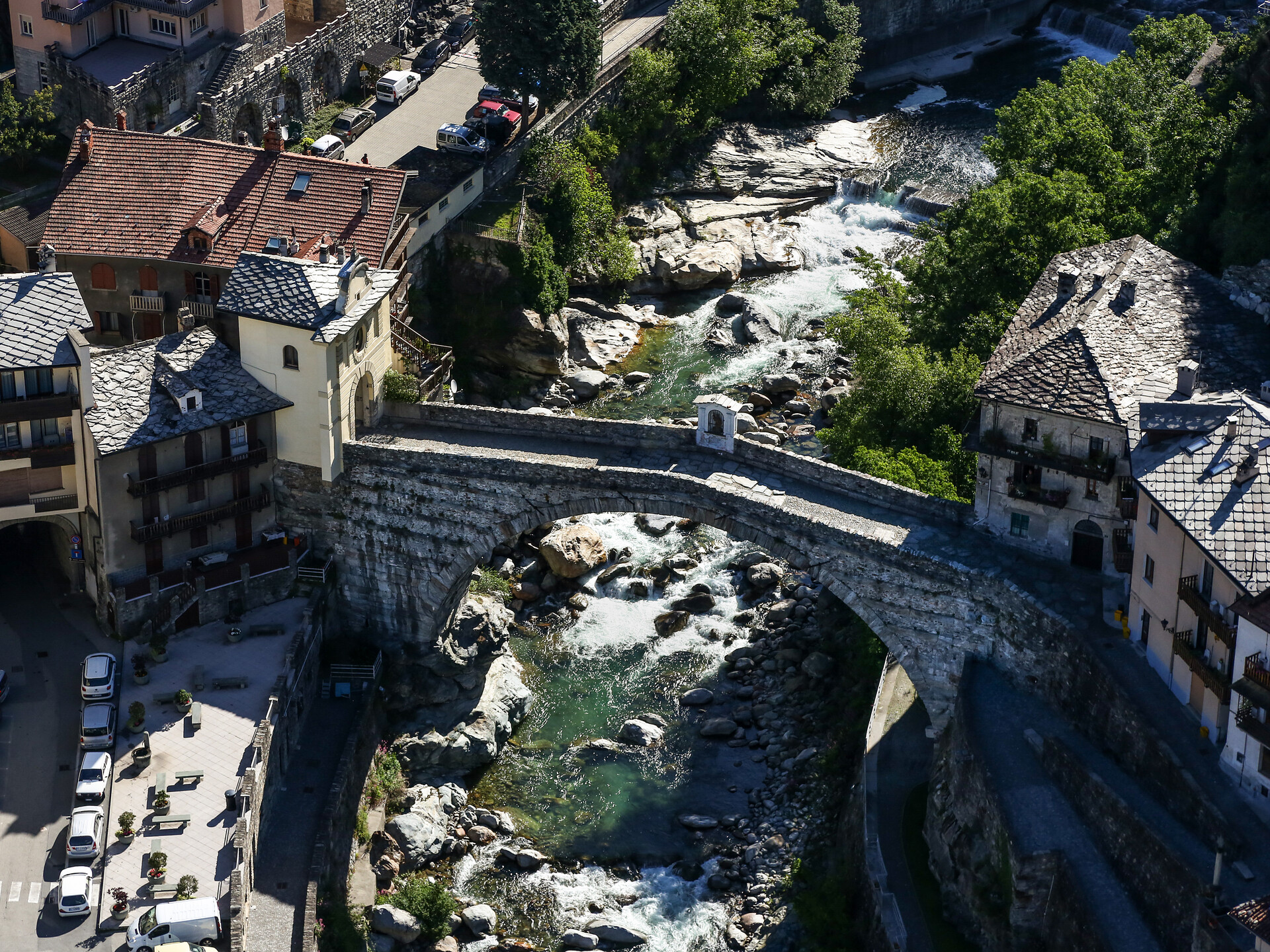 Roman bridge in Pont-Saint-Martin