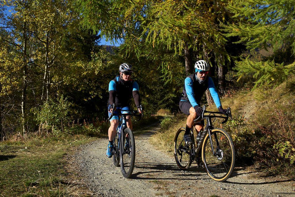 Italy-cycling Alps