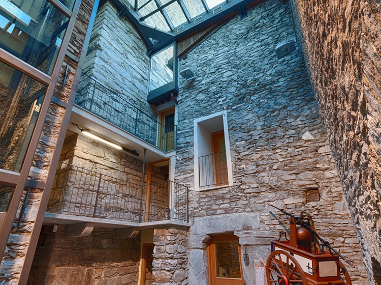 prospettiva interna della Tour de l'Archet a Morgex