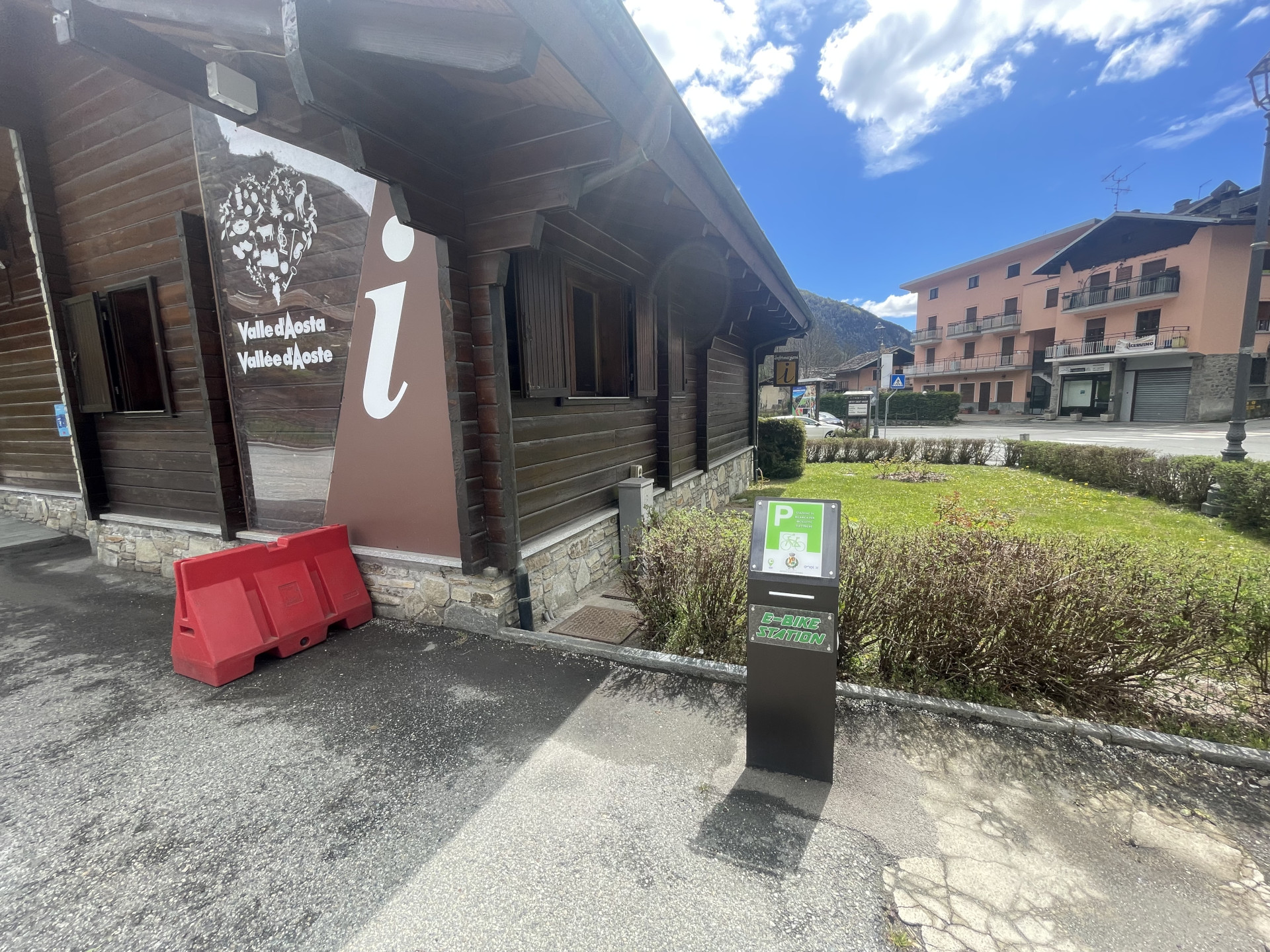 Estación de carga para bicicletas eléctricas