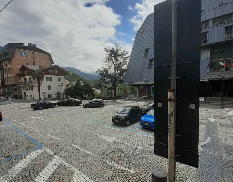 Parcheggio P.zza Aosta