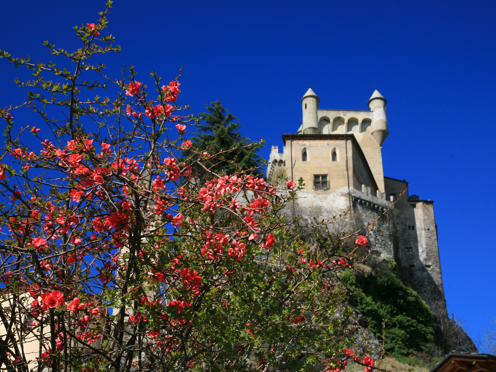 Chiesa e castello di Saint-Pierre