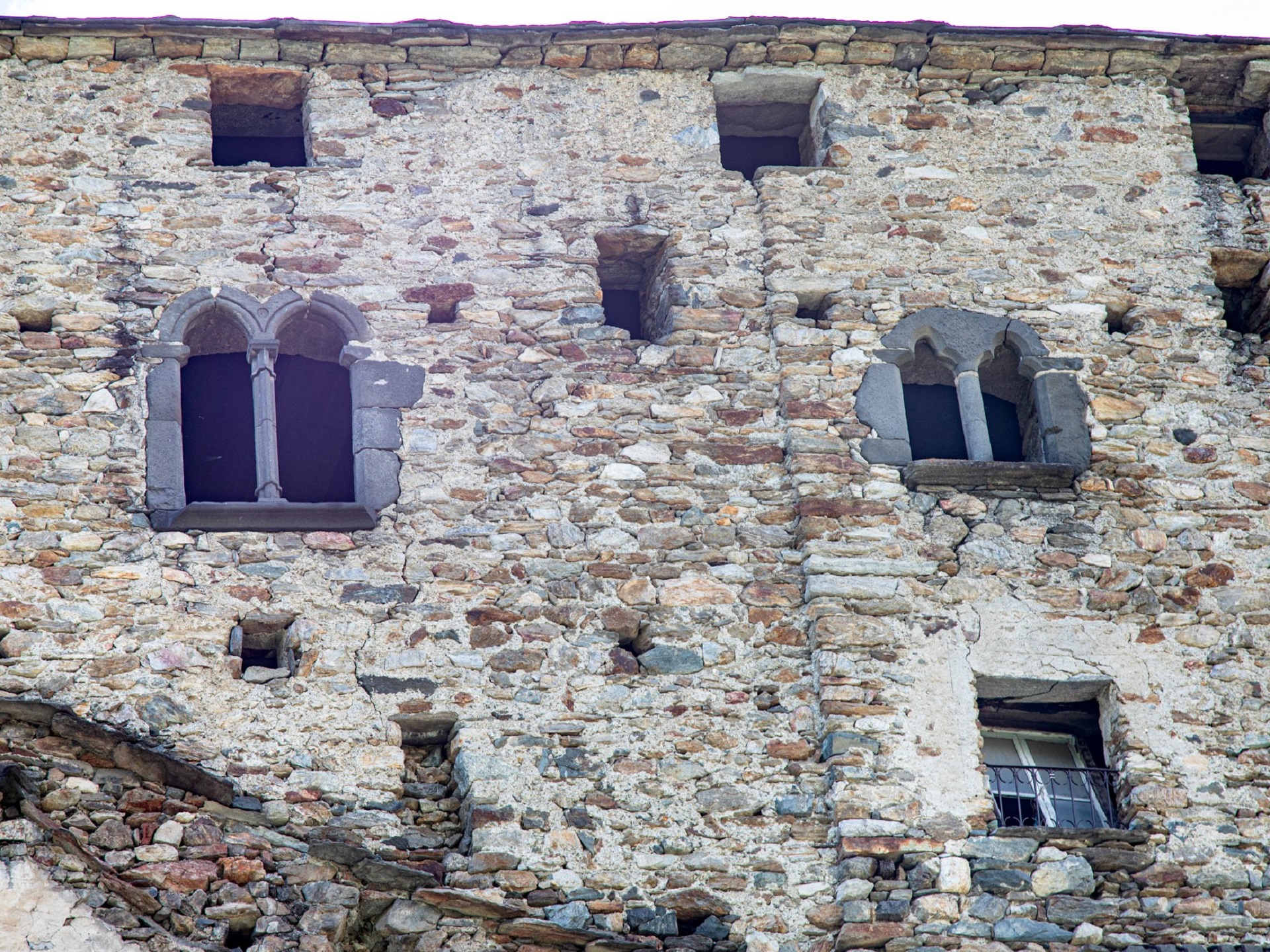 Castello dei Vallaise - Perloz