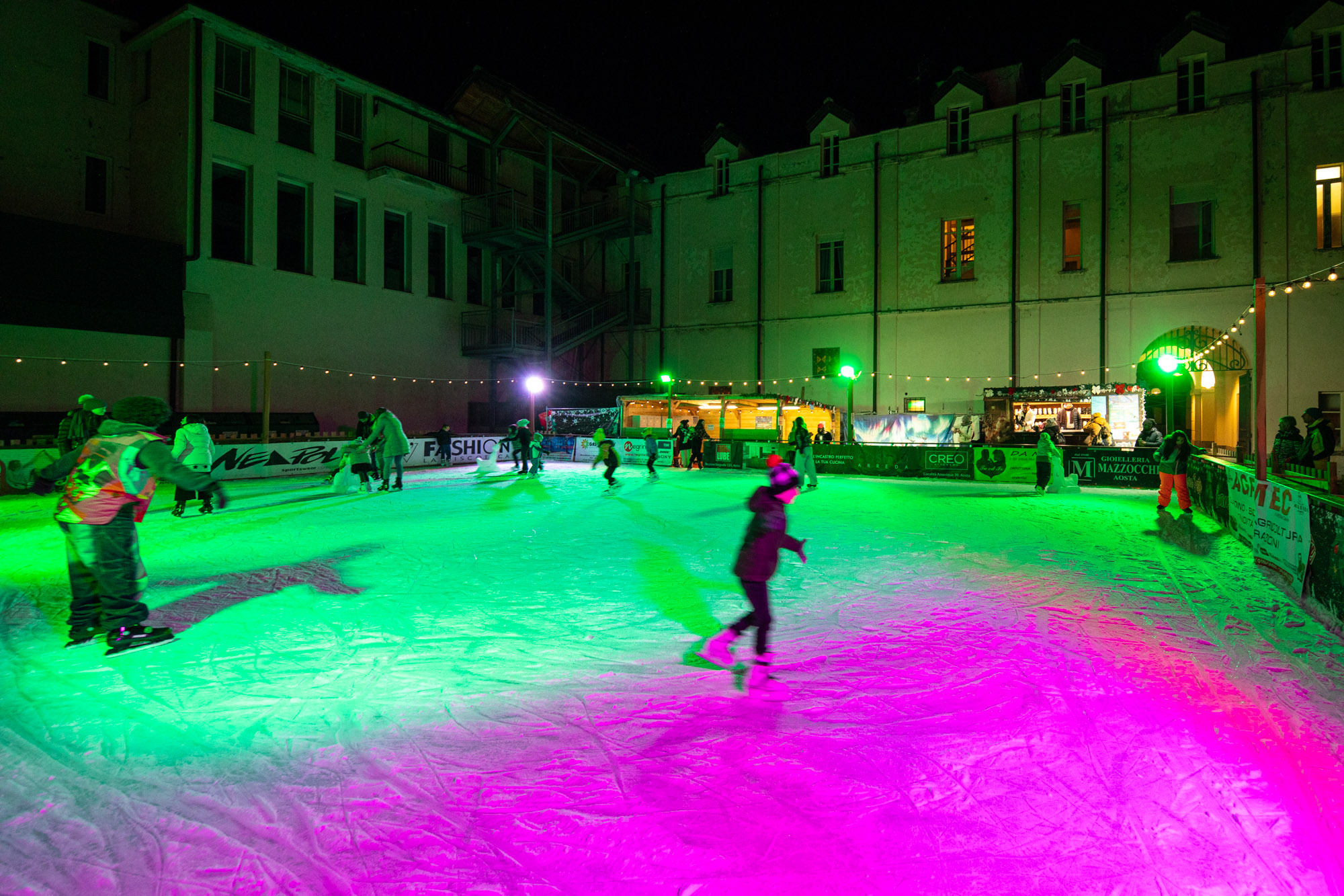 pista su ghiaccio - piazza San Francesco - Aosta