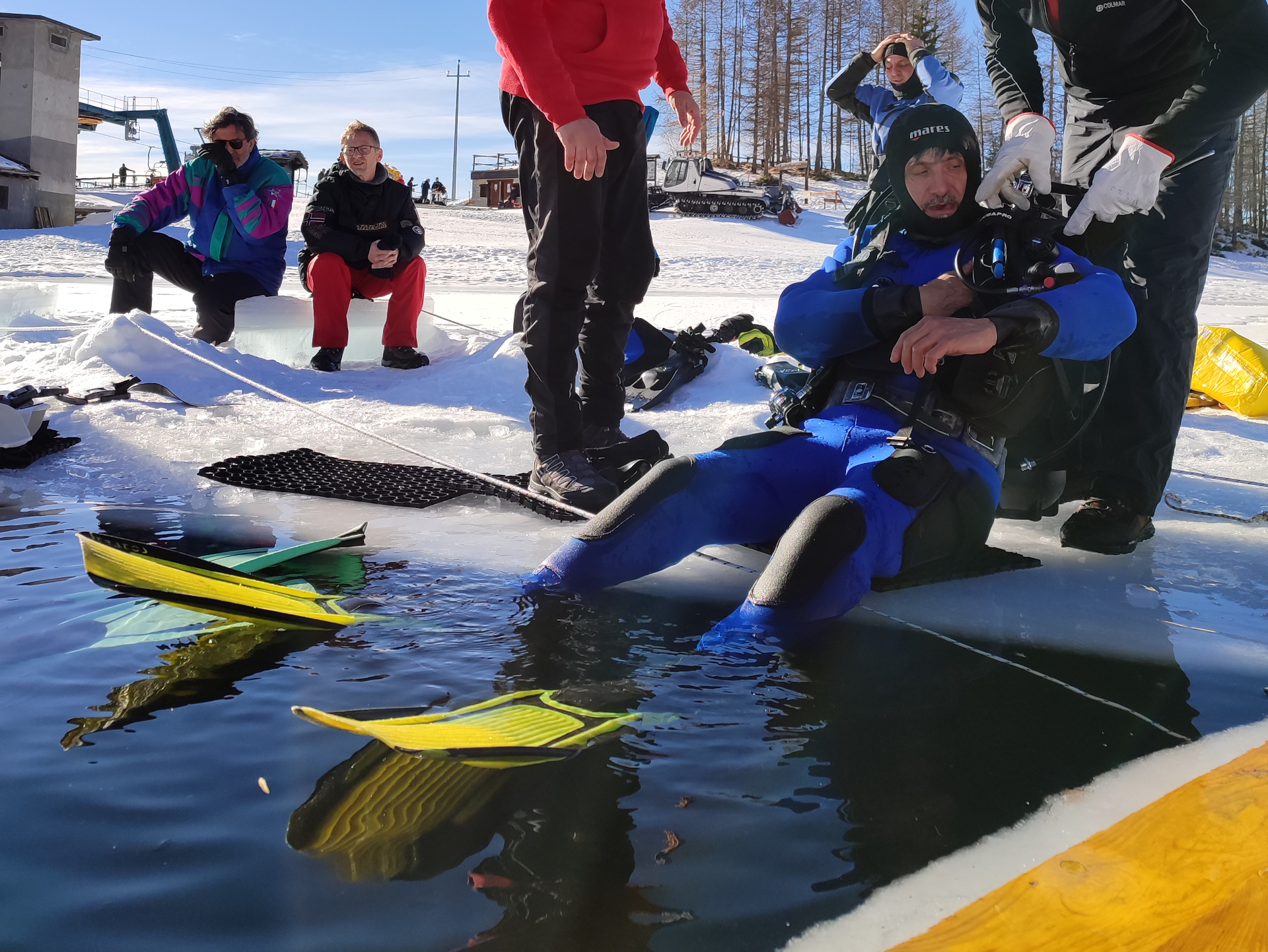 Immersioni alla lago di Lod ghiacciato