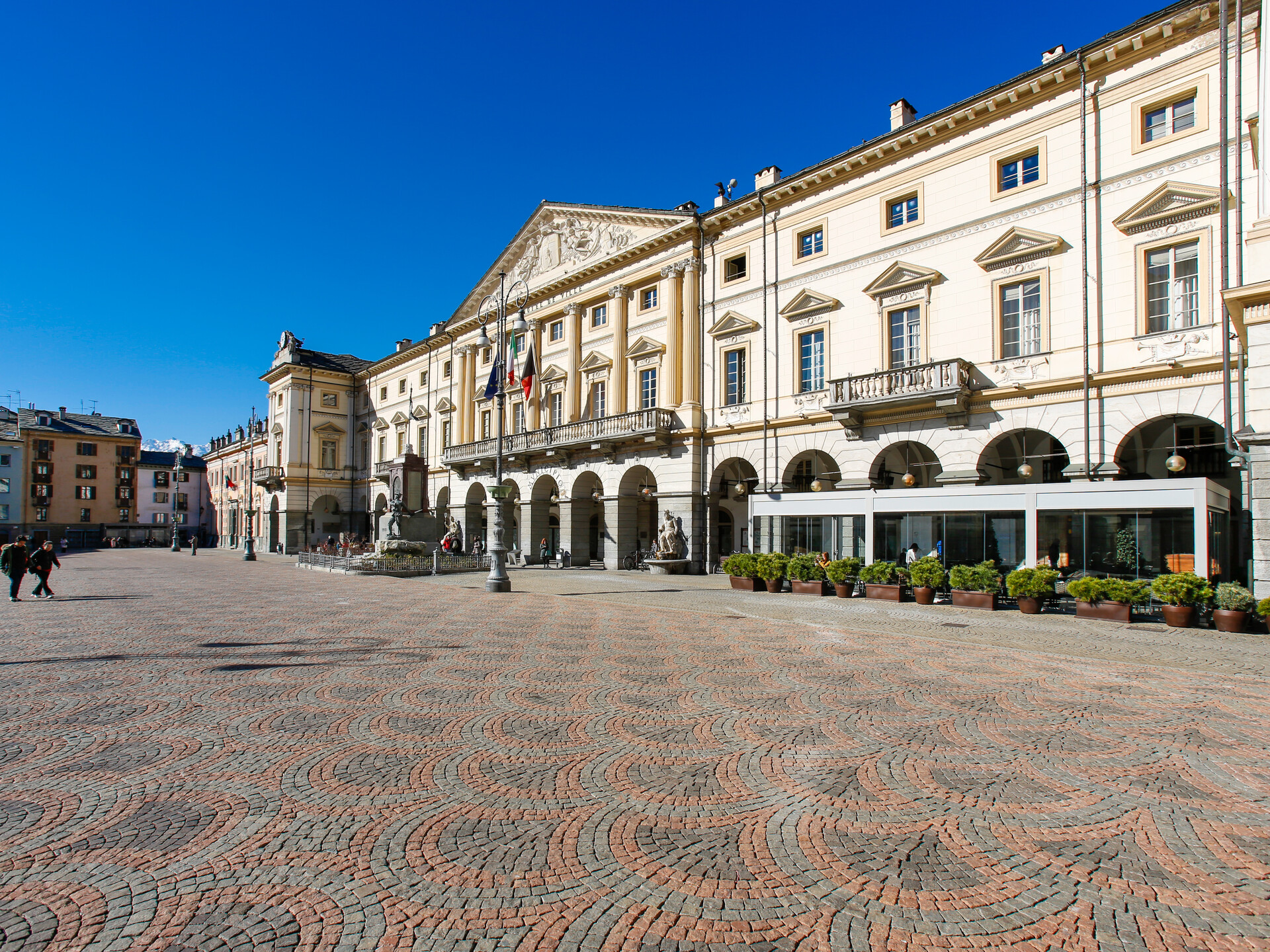 Piazza Chanoux 