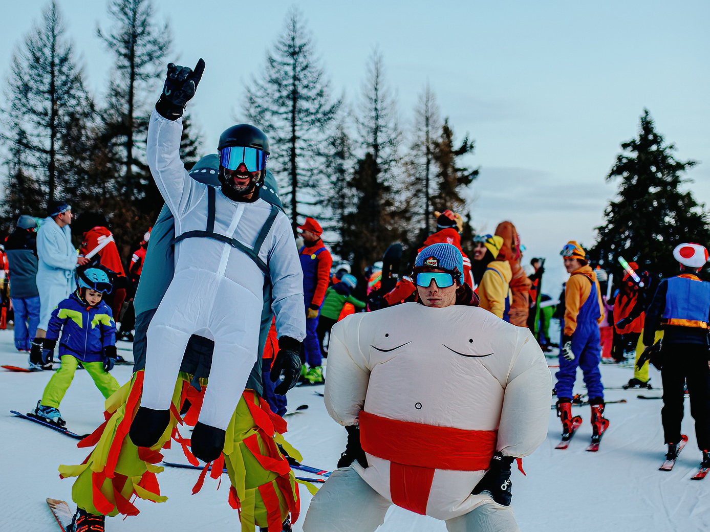 fiaccolata in maschera