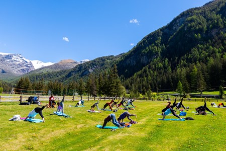 Yoga all'aperto