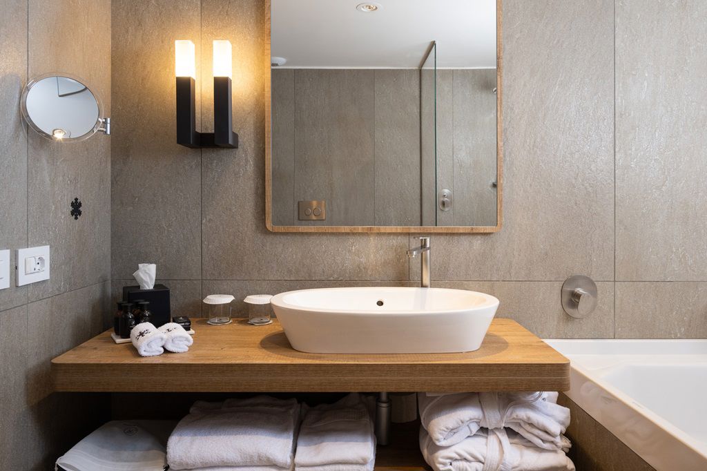 Grand Hotel Courmayeur Mont Blanc - bathroom
