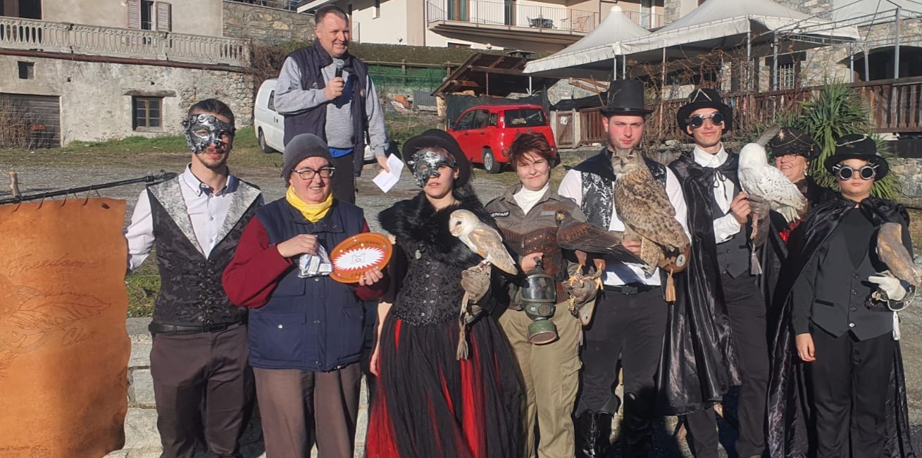gruppo freedom clan falconeria
